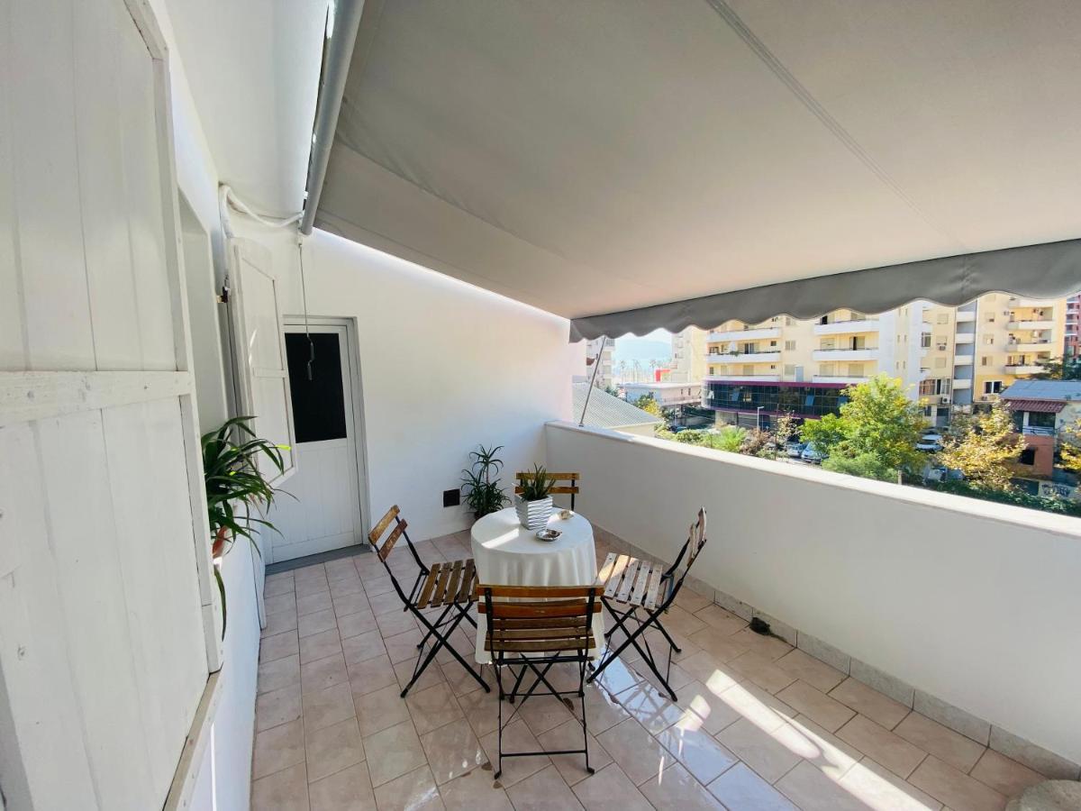 Iljazi'S Apartaments Vlorë Exterior foto